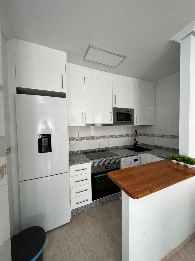 Atico Duplex Con Vista Mar Y Terraza Privada A 200M De La Playa Hasta 6 Personas Lejlighed Garrucha Eksteriør billede
